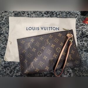 Louis Vuitton Pochette Monogram MM/GM Beige Lining
